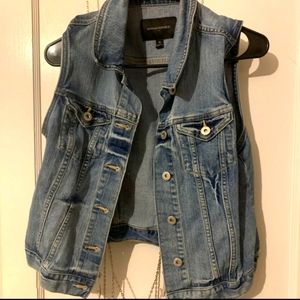 Banana republic womens denim vest size M